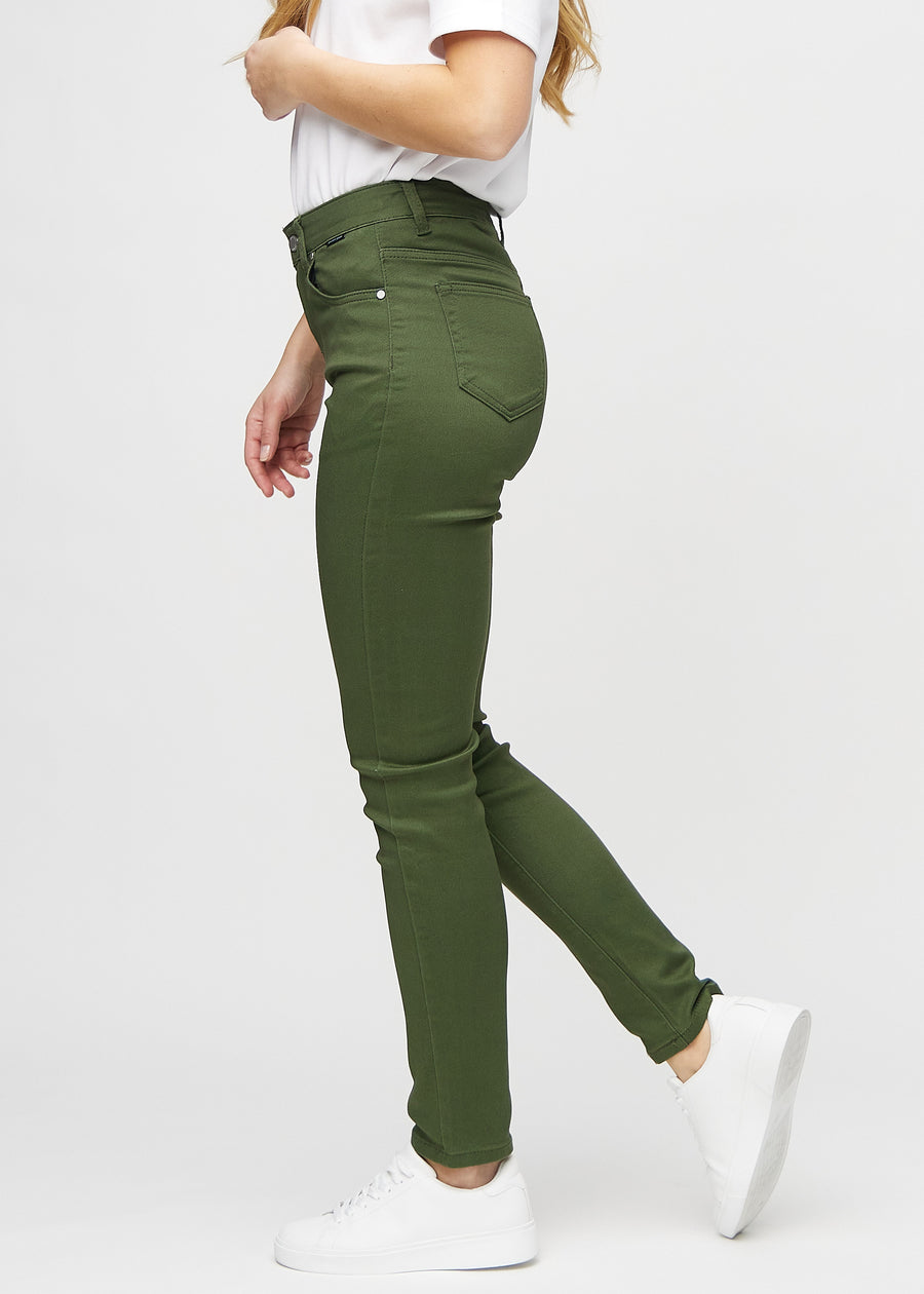 Slim-Jeans für Damen in Dunkelgrün, Farbe Renewals. Seitenansicht an einem Model.